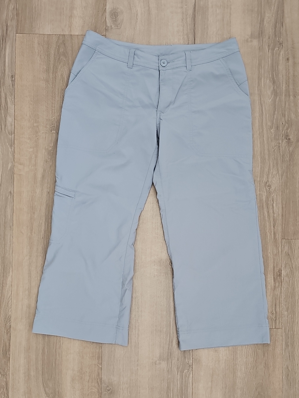 Patagonia Light Blue Women's Cargo Cropped Pants Size 6